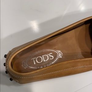 TOD’S “ Gommino” Tan Loafer